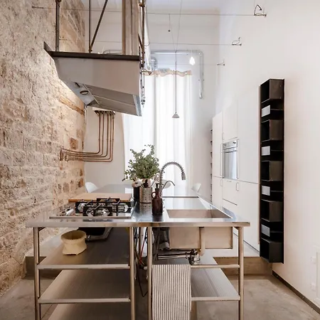 דירה Palazzo D'amelj Elegant Modern Loft בארי