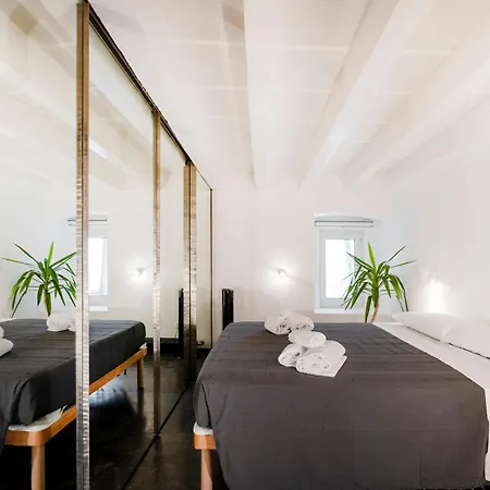 Palazzo D'amelj Elegant Modern Loft