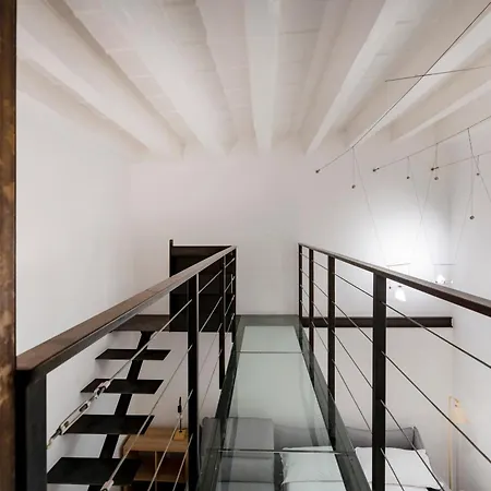 Palazzo D'amelj Elegant Modern Loft